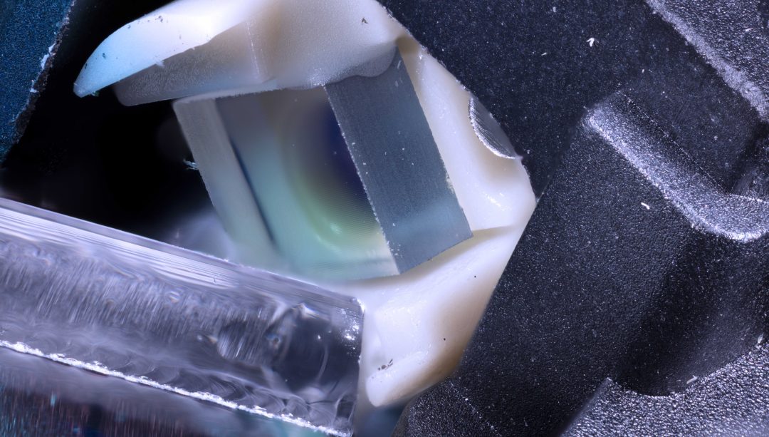 Macro lenses and focus stacking Clicksnap