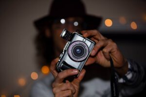 dez haynes with camera
