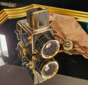 Hasselblad 500CM gold limited edition
